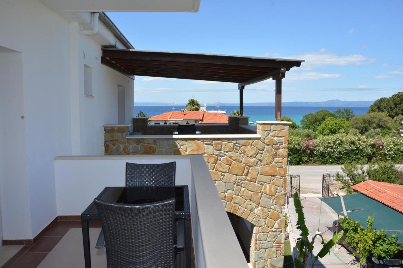 Villa Helga Exotic Пефкохори Экстерьер фото